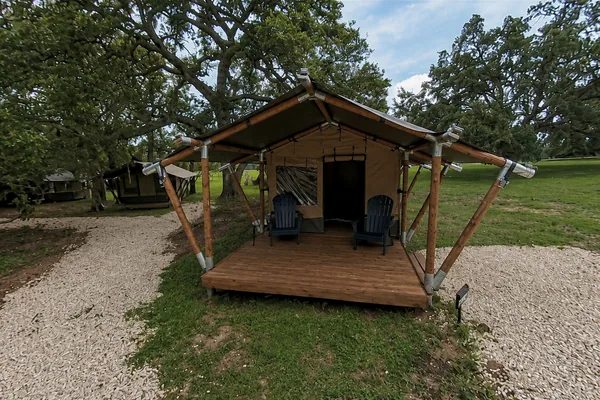 Safari glamping tent on its deck